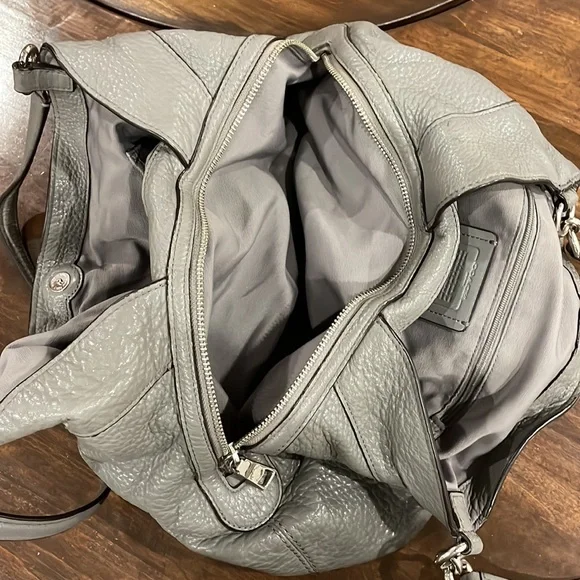 Coach Lexy Handbag - Picture 3 of 8